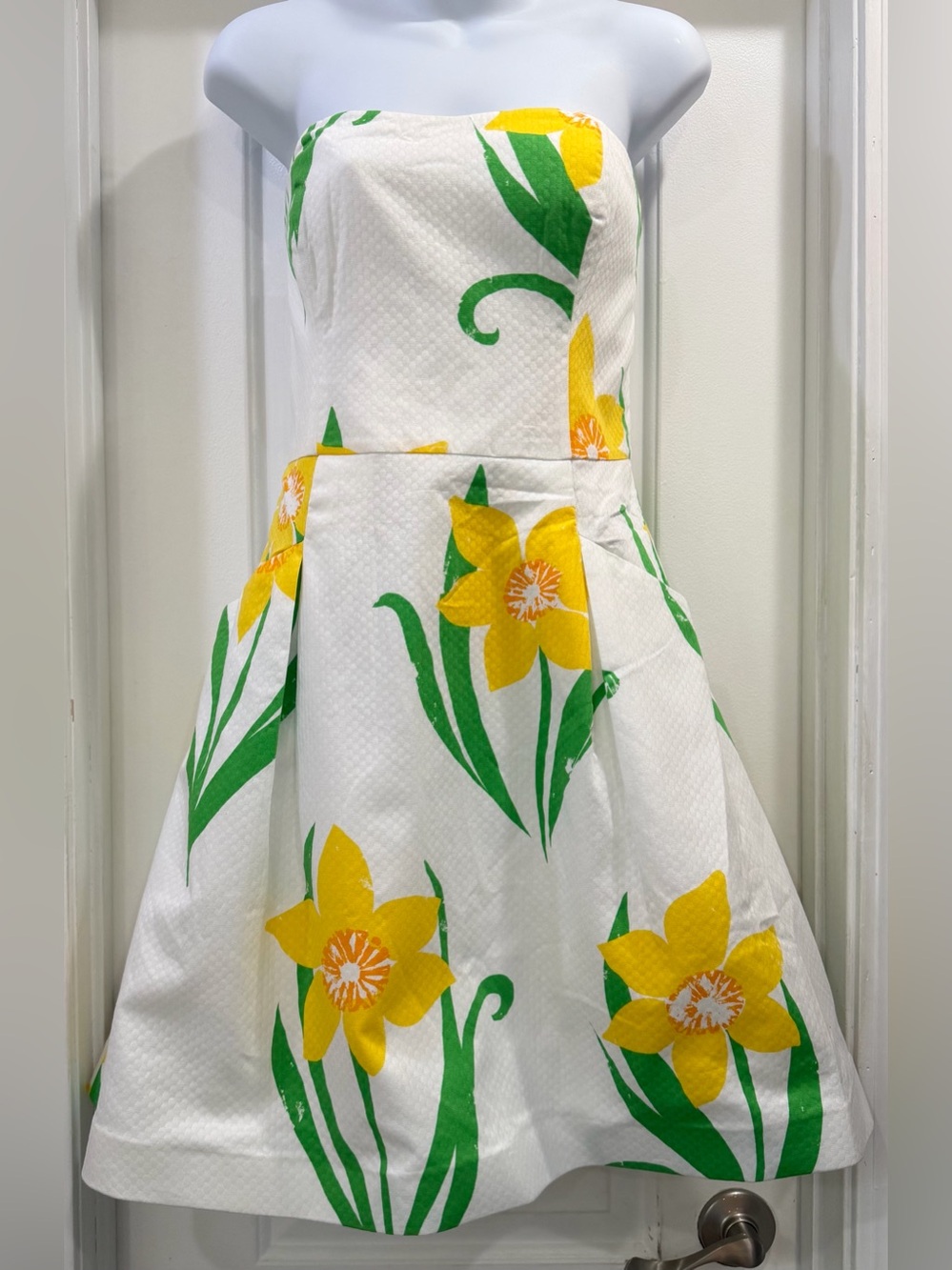 Lilly Pulitzer 🆕🆕 Blossom Dress She’s Daffy Strapless Daffodils Size 10 - Picture 2 of 16